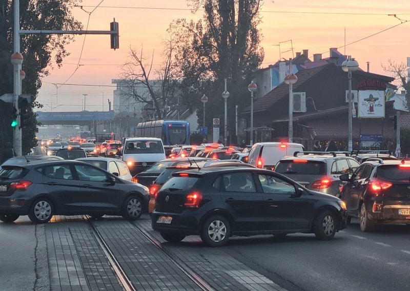 Prometni kolaps u cijelom Zagrebu zbog gostovanja Hajduka