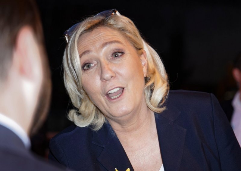 Marine Le Pen bit će izvedena pred sud zbog navodne zlouporabe EU fondova