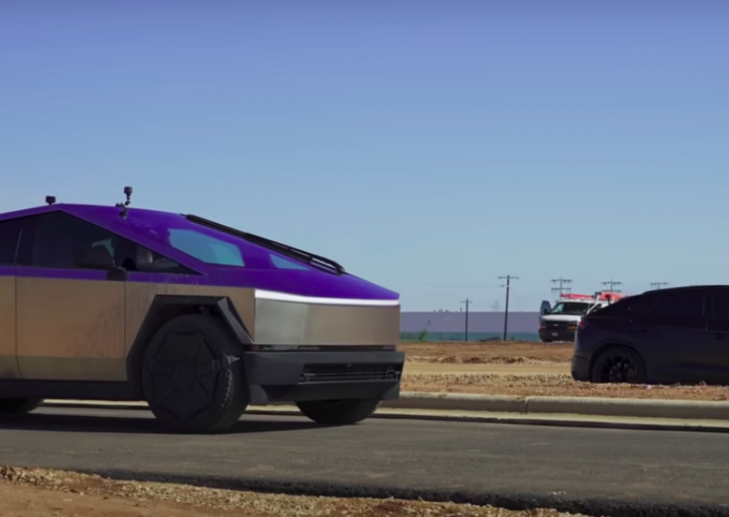 Pogledajte kako je Teslin električni kamionet pomeo Lamborghini Urus sa 650 KS