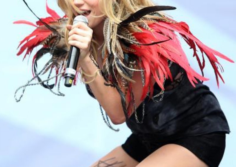 Ke$ha ima novog dečka