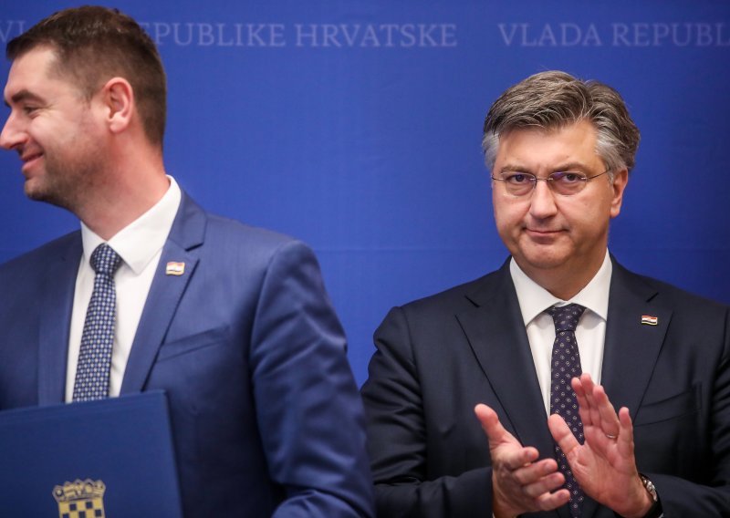 Plenković smijenio ministra Filipovića!