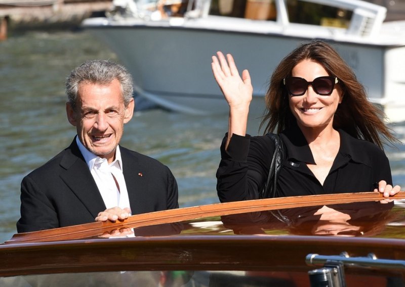 Sarkozy romantično o Carli Bruni: 'Bila je izuzetna prva dama'