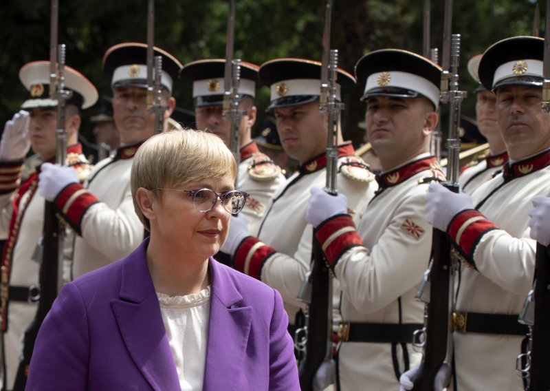 Slovenska predsjednica žali se da je slabo plaćena, a pazite koliku plaću ima