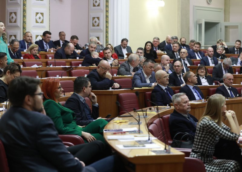 Objavljeno tko su bili najaktivniji zastupnici, a tko se nije javio - nijednom