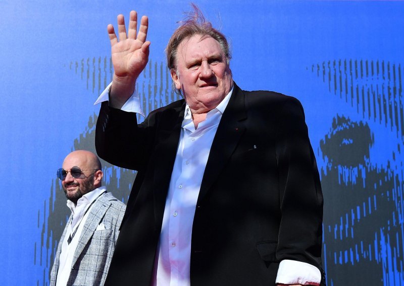 Nakon šokantnog dokumentarca Gerard Depardieu ostaje bez priznanja