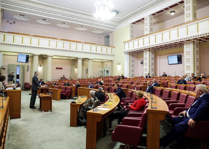 Hrvatskom saboru prošle godine pisalo više od 1500 građana