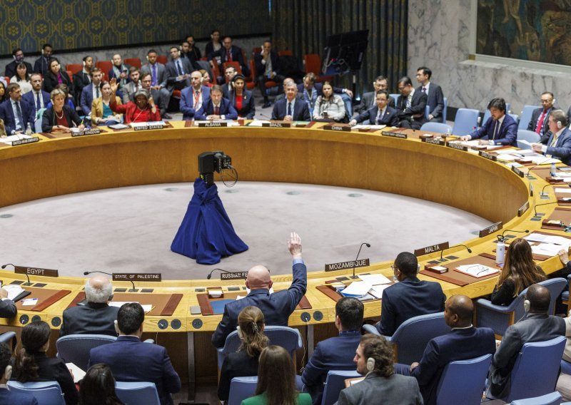 Vijeće sigurnosti UN-a izglasalo rezoluciju o Gazi uz odskakanje SAD-a i Rusije