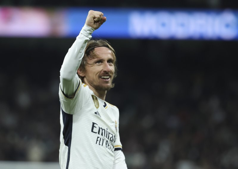 Modrić bio uz Pereza i čestitao Božić kada je stigla vijest o njegovom novom klubu!