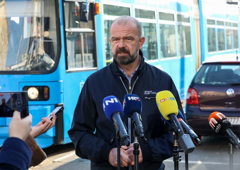 Šef ZET-a: Nakon svih testiranja, u redovan je promet pušten rabljeni tramvaj iz Njemačke