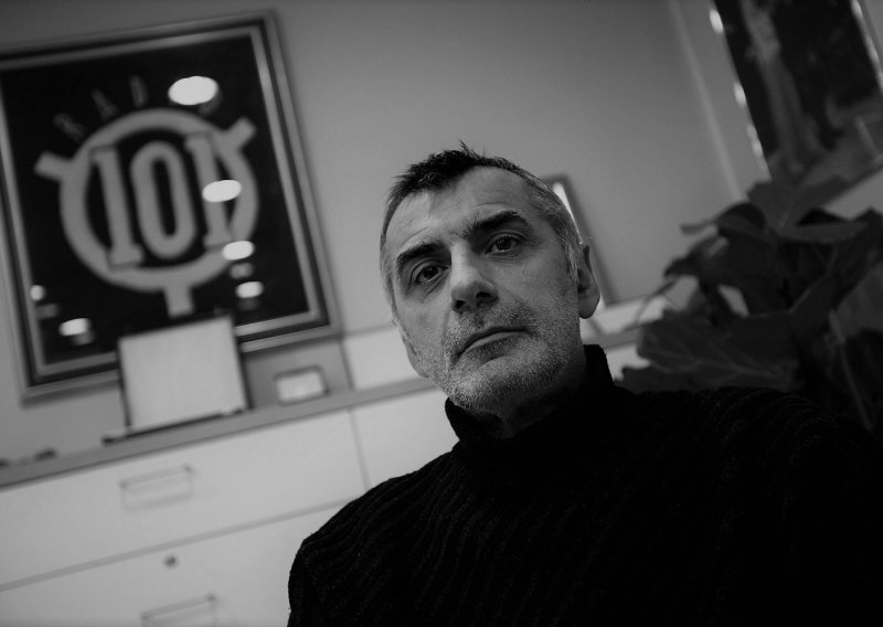 U 64. godini života: Preminuo Drago Perić, legendarni urednik kulture na Stojedinici