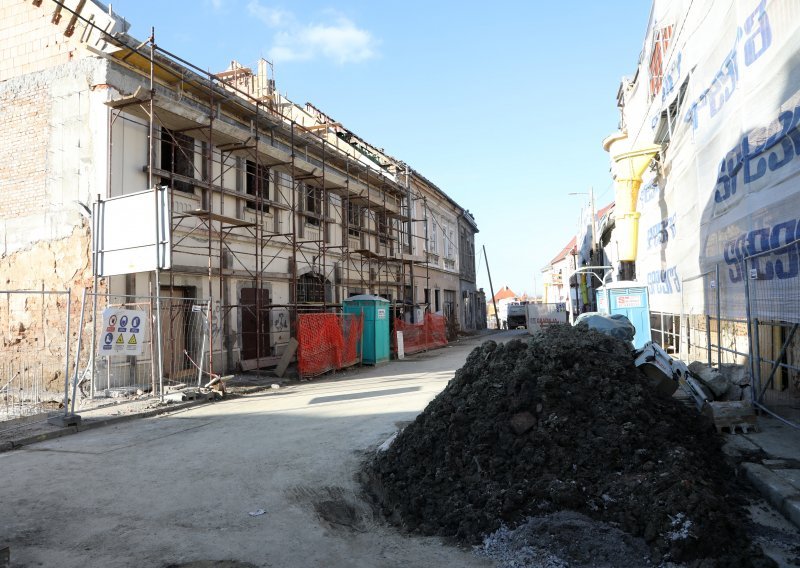 Treća godišnjica petrinjskog potresa, mnogi još čekaju povratak u svoje domove