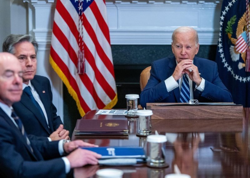 Biden o napadu u Jemenu: Nećemo oklijevati s daljnjim akcijama