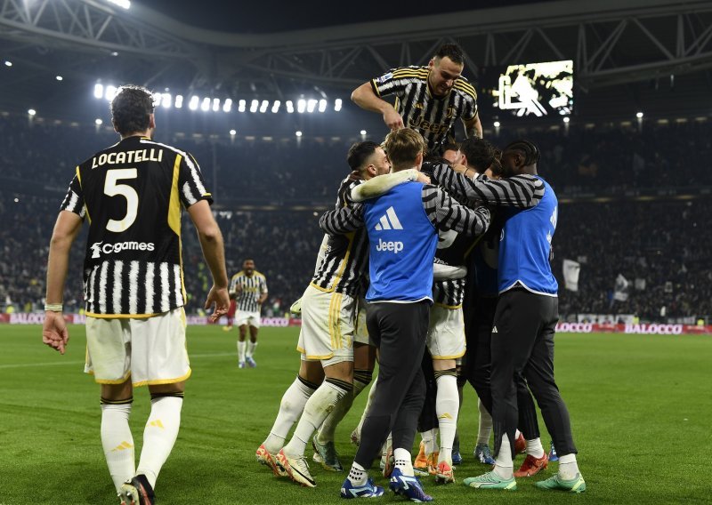 Juventus u derbiju srušio Romu i približio se Interu, Milan minimalno