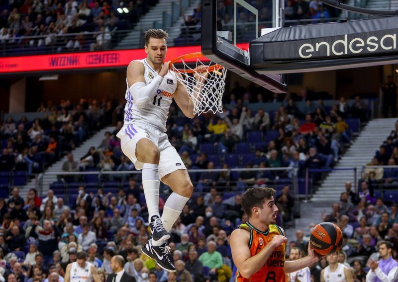 Mario Hezonja vratio se nakon bolesti i pobjedom zaključio 2023. godinu