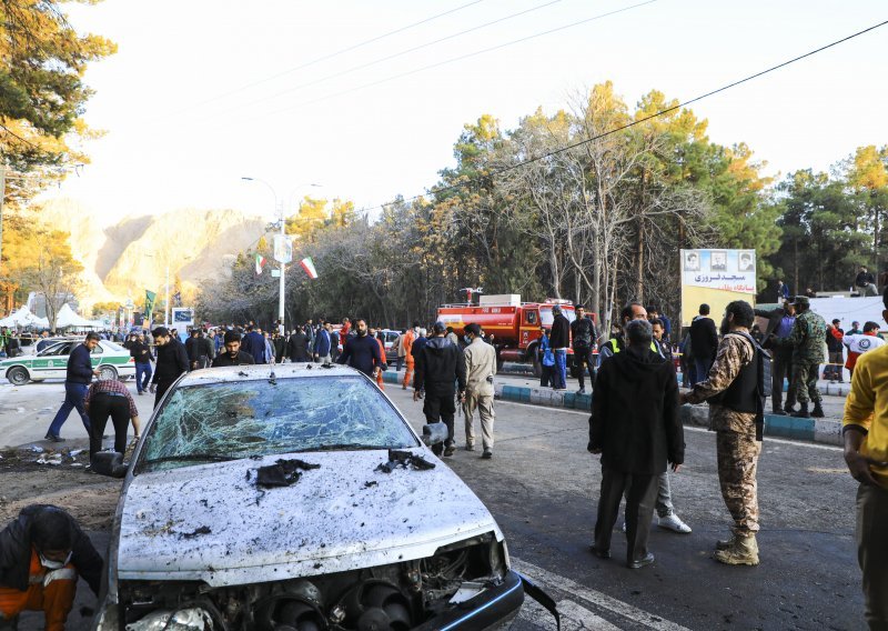 Iran najavljuje osvetu za teroristički napad u Kermanu