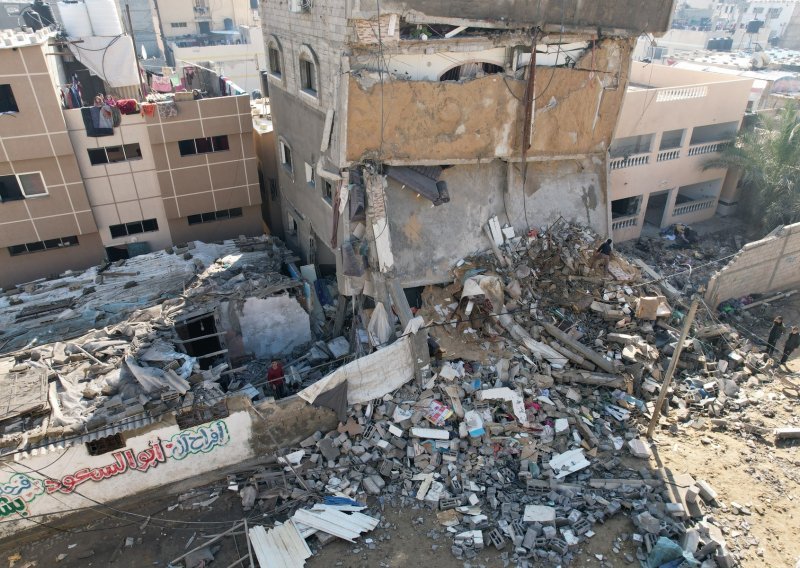 Izrael nastavio bombardirati Gazu, rat traje već gotovo 100 dana