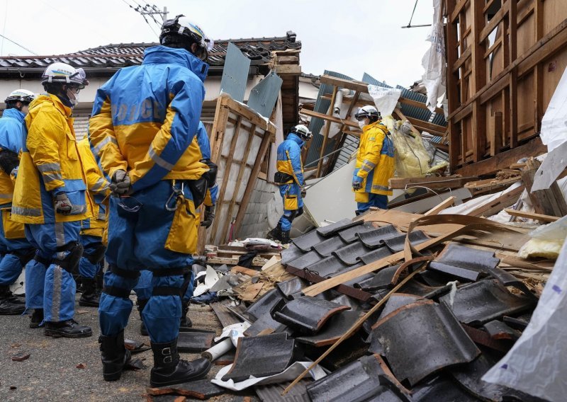 Više od 200 ljudi još uvijek se vodi kao nestalo nakon potresa u Japanu