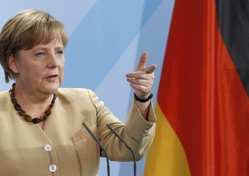 Njemačka razmatra i izlazak Grčke iz eurozone