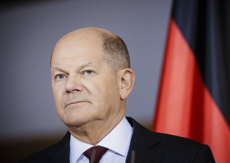 Scholz: Planirane isporuke oružja Ukrajini većine članica EU-a nisu dovoljne