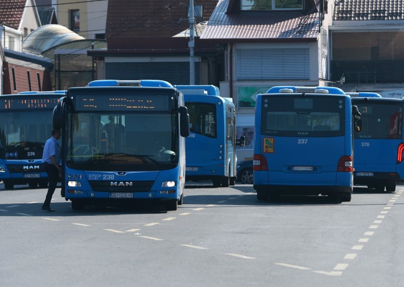 ZET nakon polovnih tramvaja nabavlja i polovne autobuse