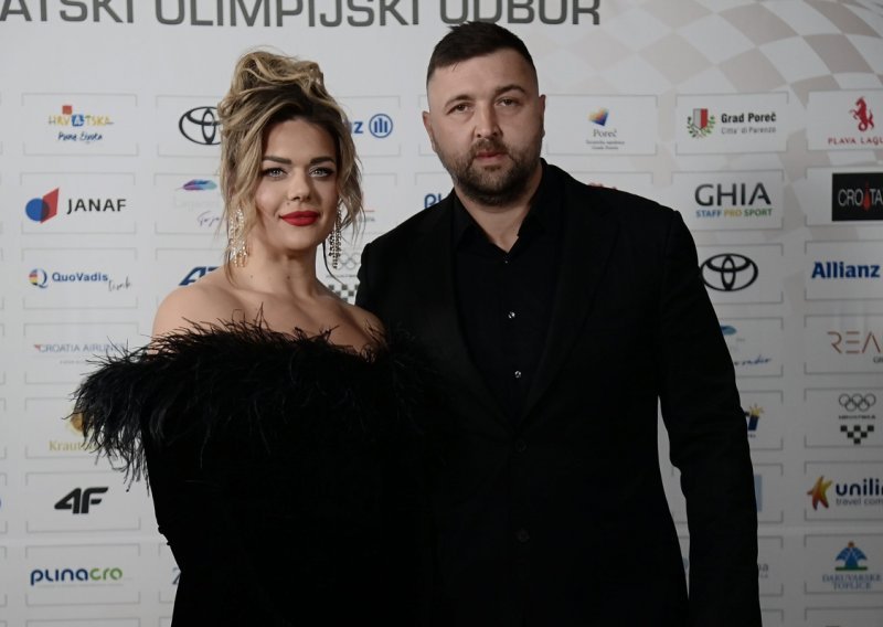 Friško udana Sandra Perković ne prestaje objavljivati fotografije  s vjenčanja