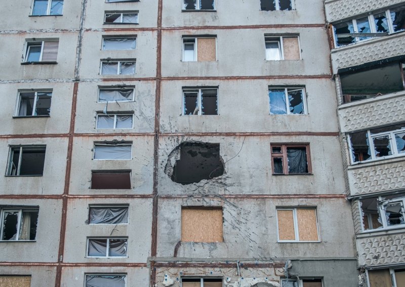 Ruski projektil pogodio hotel u Harkivu, 10 ozlijeđenih