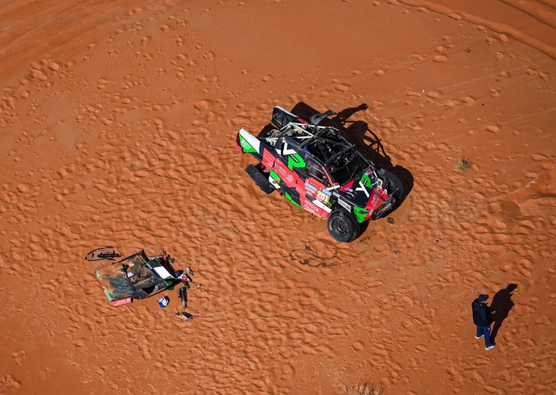 Drama na reliju Dakar, vodeći u ukupnom poretku doživio nesreću
