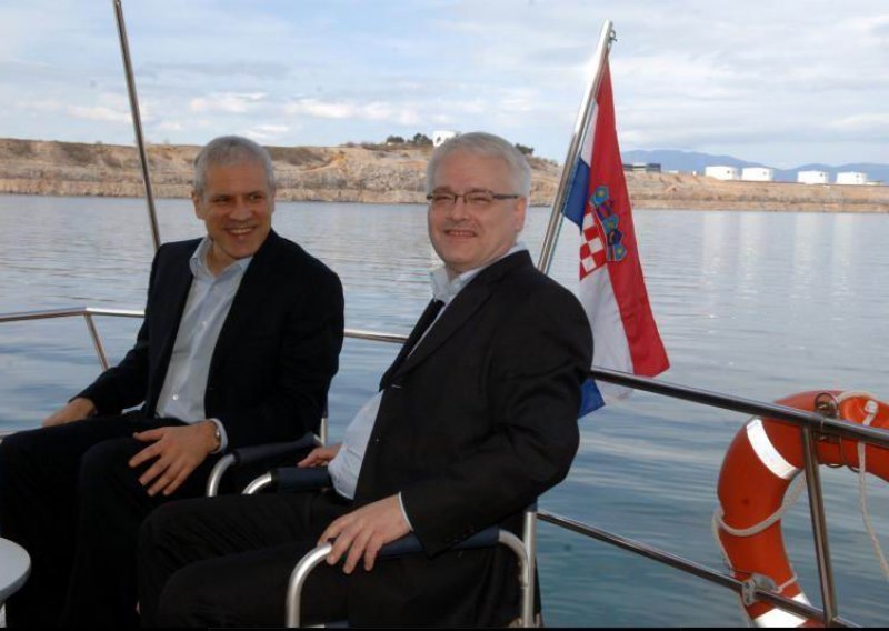 Josipovic, Tadic, Komsic meet to discuss situation in region