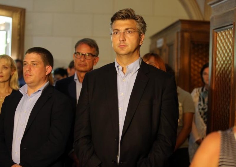 Plenković: Srbija mora pokazati poštovanje prema Hrvatskoj