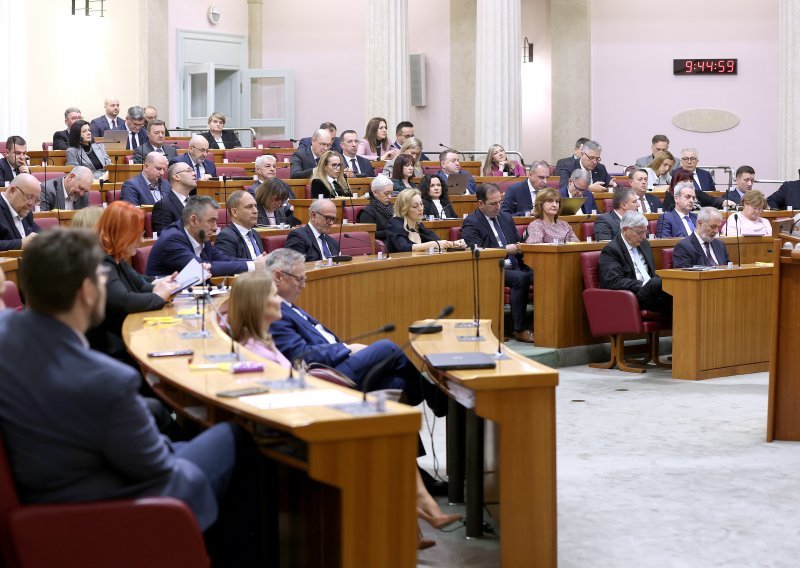 Stranke će ove godine dobiti znatno više novca nego prošle, evo i koliko