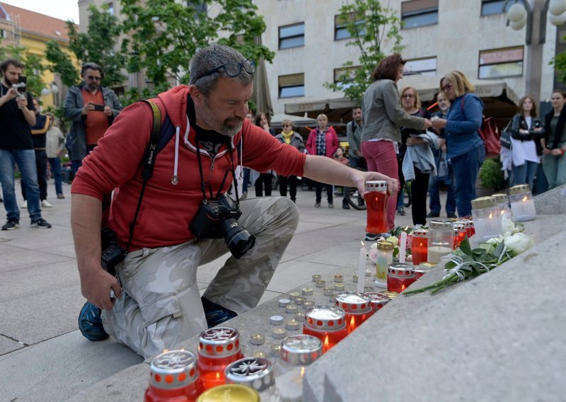 Preminuo poznati fotoreporter Denis Lovrović: 'Pamtit ćemo njegove fotografije'