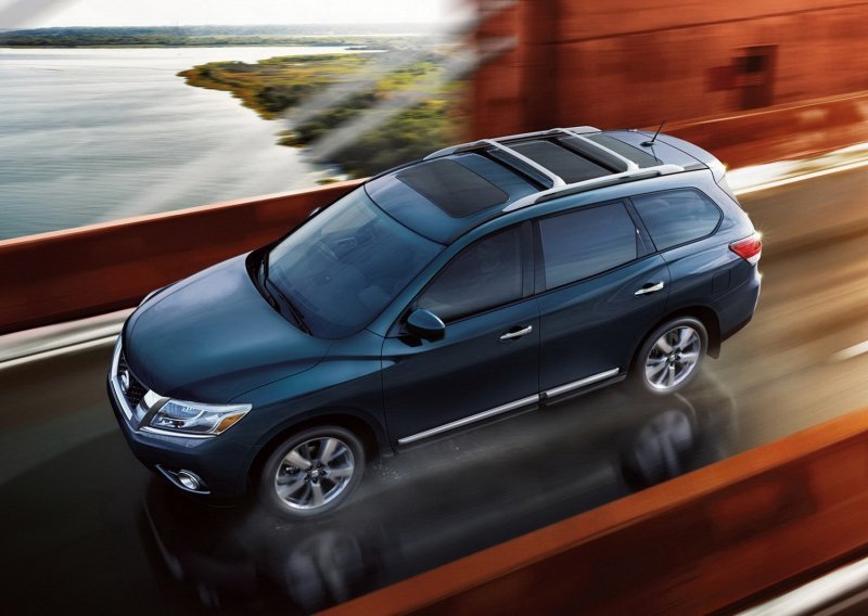 Novi Nissan Pathfinder se iz terenca pretvorio u SUV