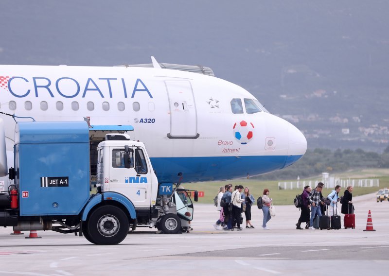 CROBEX u zelenom, likvidnost smanjena, uzletio Croatia Airlines