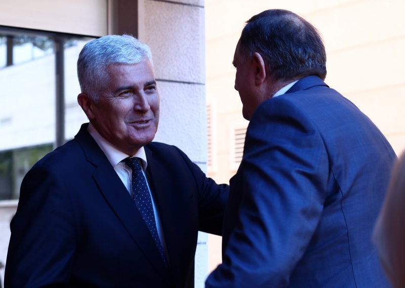 Postignut dogovor u BiH: Vodeće stranke provest će reforme koje traži EU