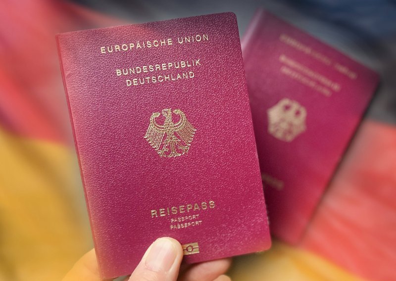 Bundestag odlučio: Njemačka olakšava stjecanje državljanstva
