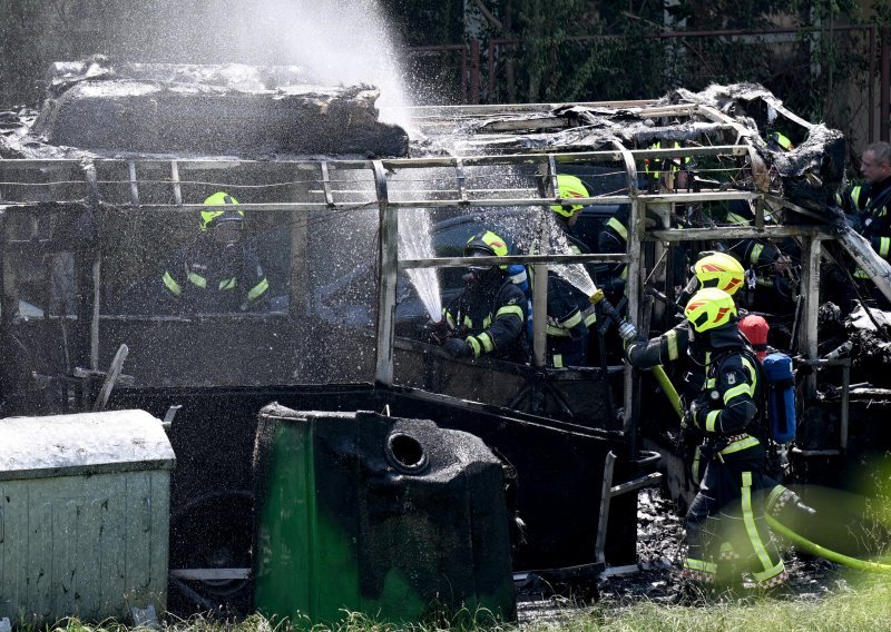 Filipinac spasio djecu iz gorućeg školskog autobusa kod Zagreba