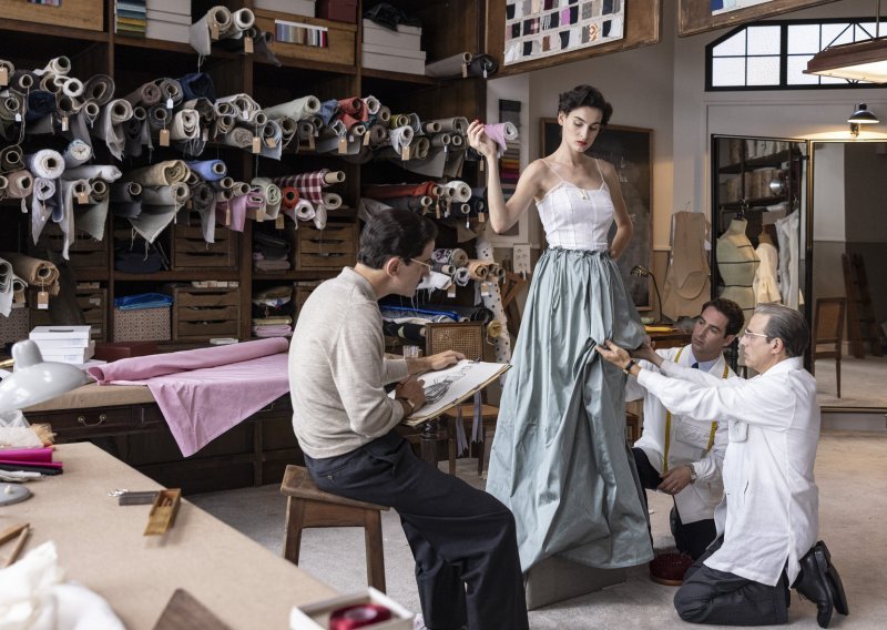 'Cristóbal Balenciaga' je predivna oda 'Majstoru': Ovo je serija koju moraju pogledati svi zaljubljenici u modu