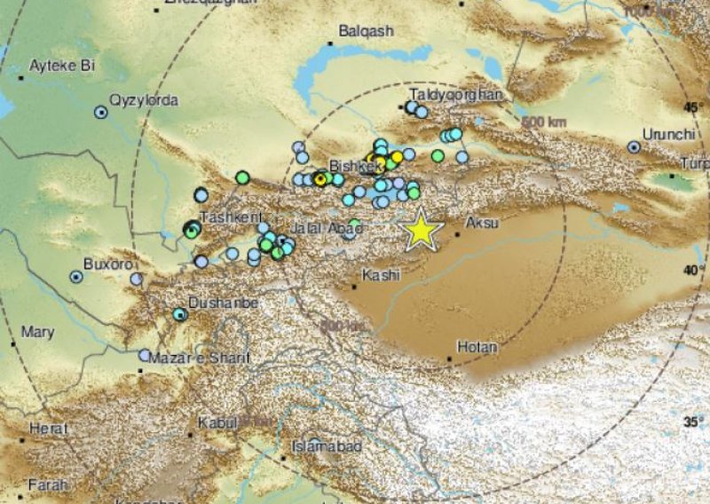 Snažan potres na granici Kine i Kirgistana