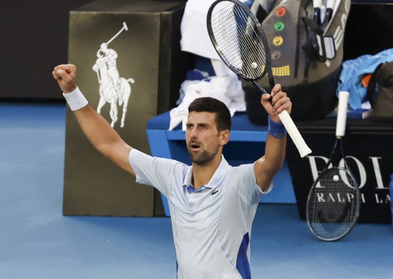 Đoković se mučio pa sa stilom izborio polufinale Australian Opena; ruši sve rekorde!