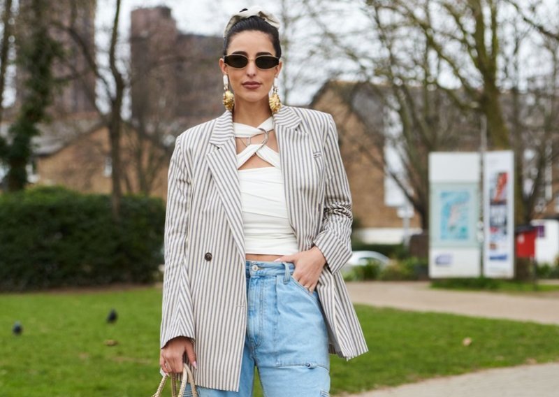 Laskav kroj: Ove traperice u trenu stvaraju efekt ravnog trbuha i užih bokova