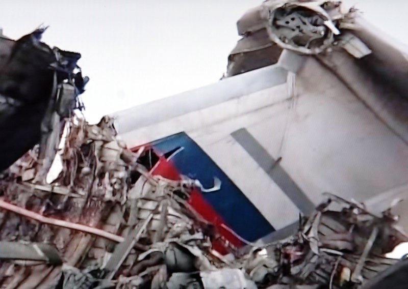 Pao ruski avion s ukrajinskim zarobljenicima, general: Oboren je s tri rakete