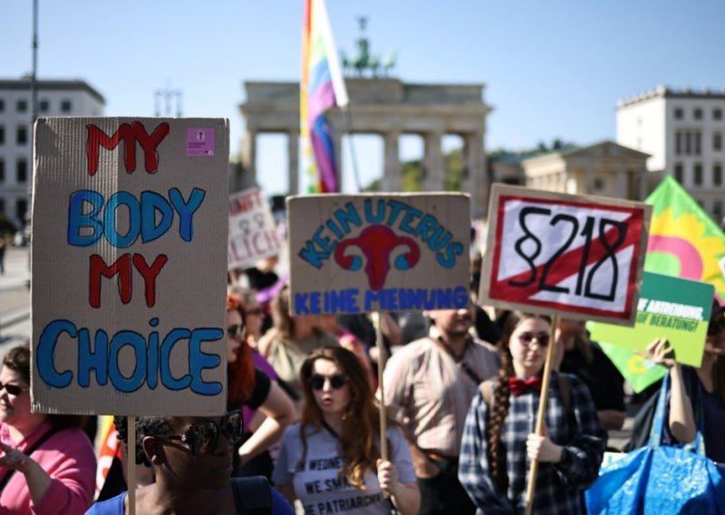 Njemačka protivnicima pobačaja uvodi zabranu akcija uz bolnice i savjetovališta