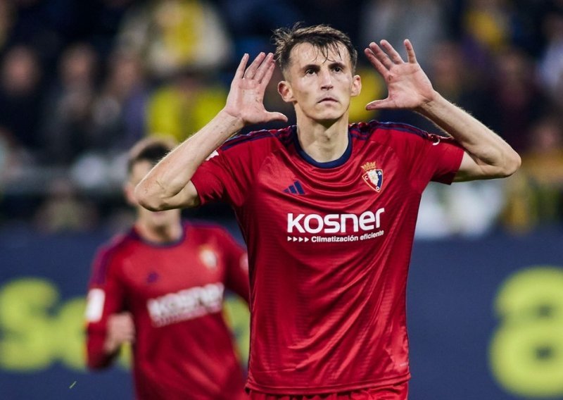 Ante Budimir zabio deseti gol u sezoni i spasio svoju Osasunu u gostima kod Seville