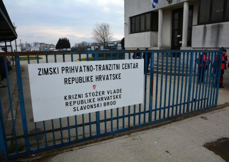 MUP potvrdio da se zatvara izbjeglički centar u Slavonskom Brodu