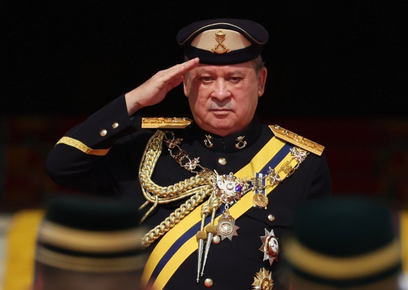 Malezija ima novog kralja: Prisegnuo sultan Ibrahim