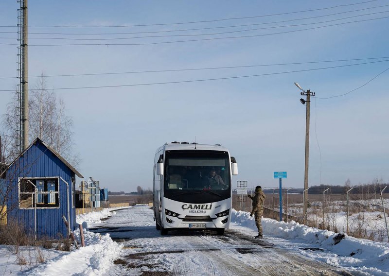 Prva razmjena zarobljenika između Rusije i Ukrajine nakon pada zrakoplova