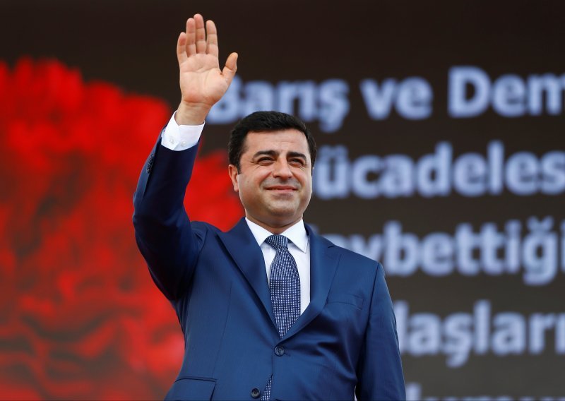 Turska kurdska oporba bori se za opstanak u parlamentu