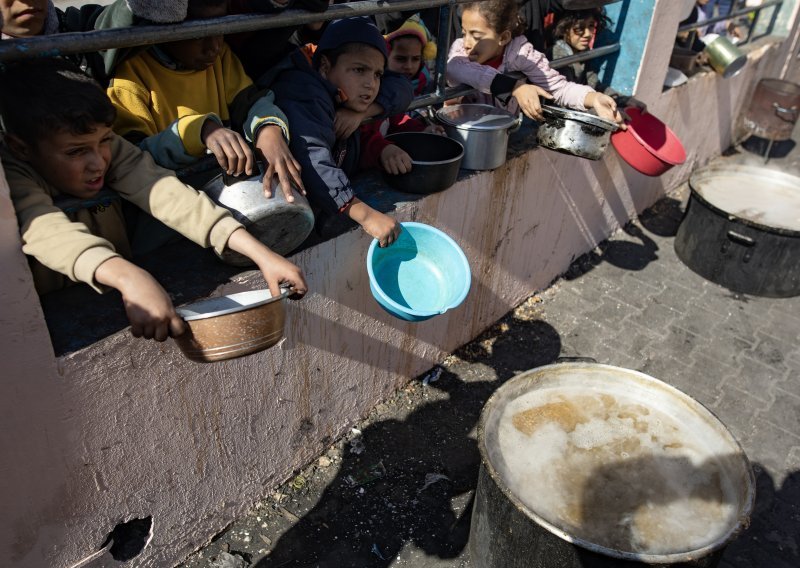 Ujedinjeni narodi: Izrael sustavno blokira pristup humanitarnoj pomoći u Gazi