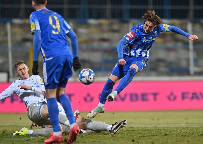 Lokomotiva uzalud slavila gol. Nakon rušenja Dinama i Gorice zapela je na Varaždinu