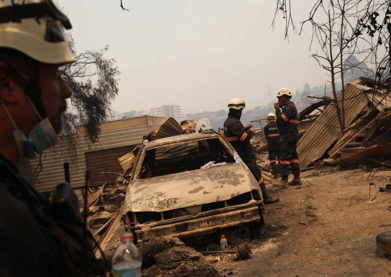 U velikim šumskim požarima u Čileu život izgubila 51 osoba